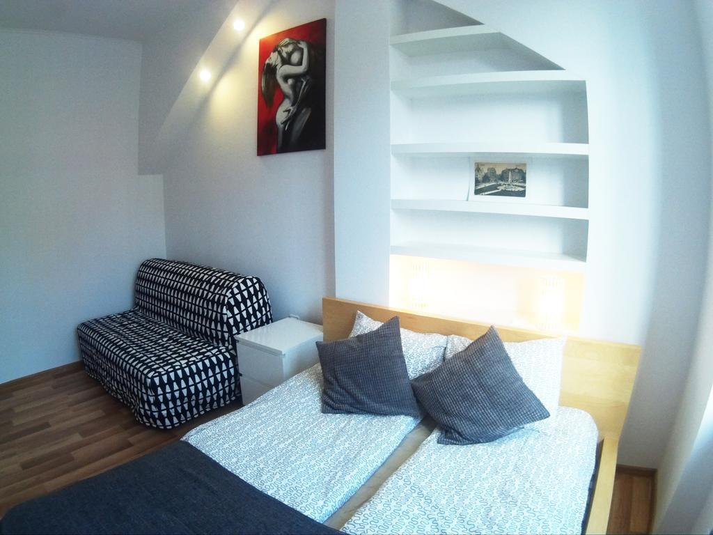 Apartament Przytulny Starowka Old Town Piwna กดัญสก์ ภายนอก รูปภาพ