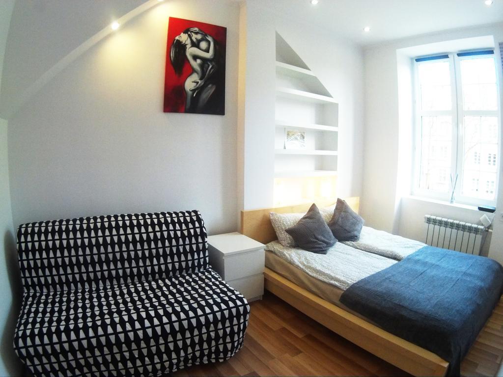 Apartament Przytulny Starowka Old Town Piwna กดัญสก์ ภายนอก รูปภาพ