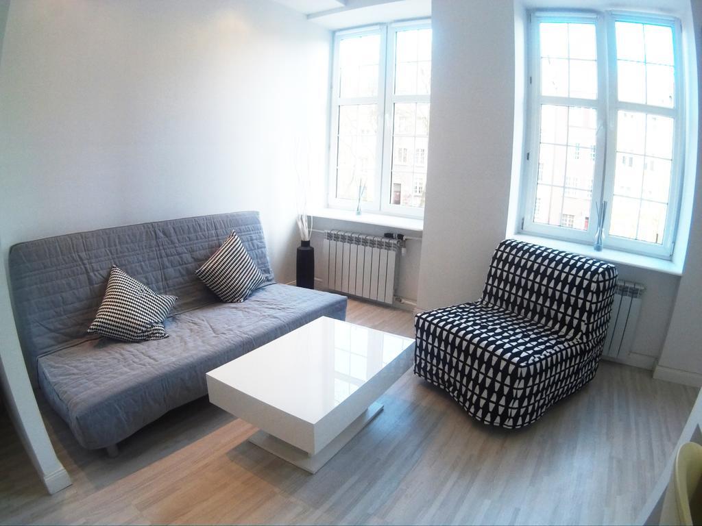 Apartament Przytulny Starowka Old Town Piwna กดัญสก์ ภายนอก รูปภาพ
