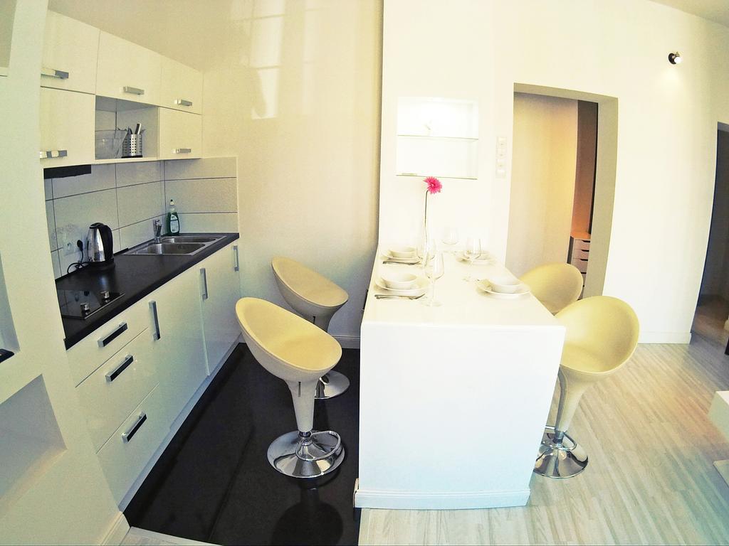 Apartament Przytulny Starowka Old Town Piwna กดัญสก์ ภายนอก รูปภาพ